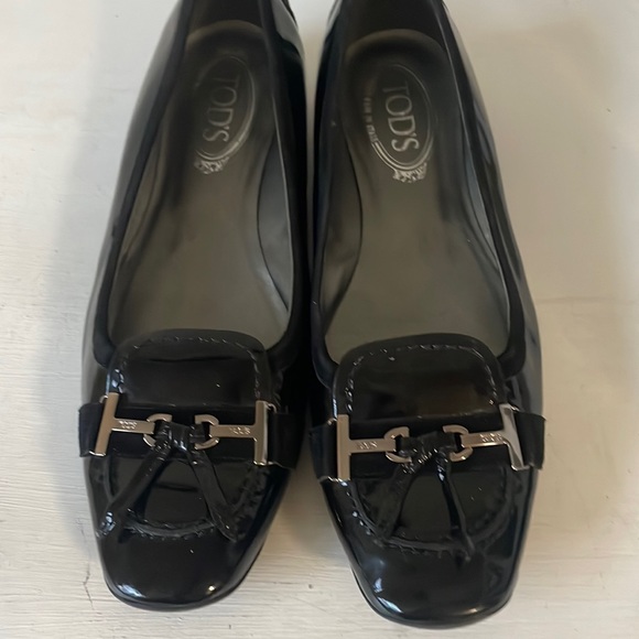 Tod's Shoes - TOD’S black patent leather driving shoe